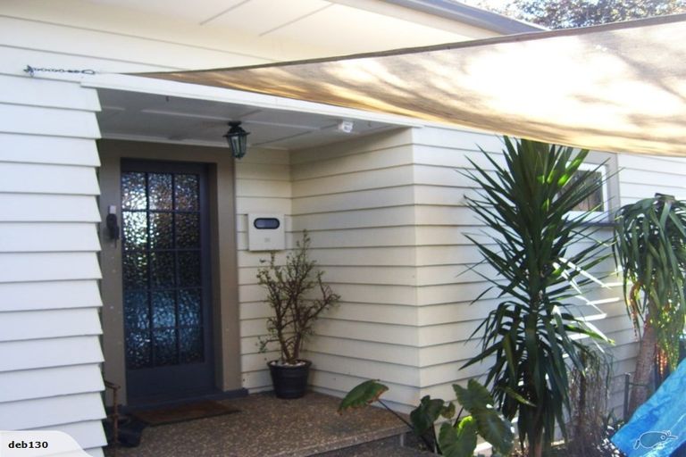 Photo of property in 32 Forbes Street, Onehunga, Auckland, 1061