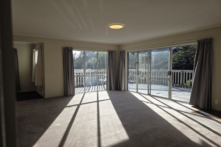 Photo of property in 50 Postgate Drive, Whitby, Porirua, 5024