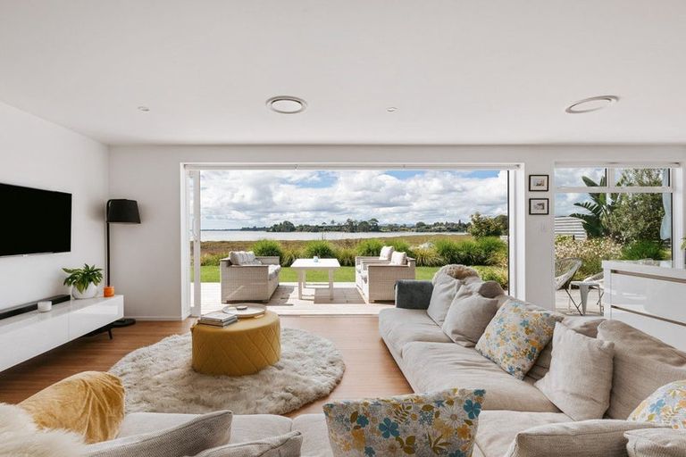 Photo of property in 10 Josephine Place, Omokoroa, 3114