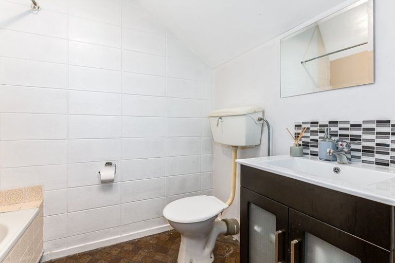 Photo of property in 6/23 Tireti Road, Titahi Bay, Porirua, 5022