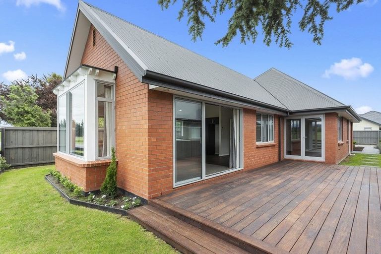 Photo of property in 7 Pippin (pvt) Lane, Rangiora, 7400