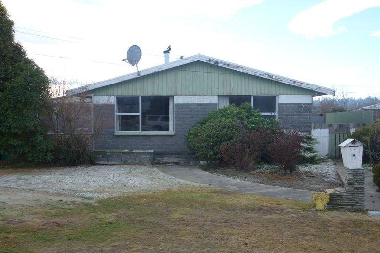 Photo of property in 8 Campbell Street, Alexandra, 9320