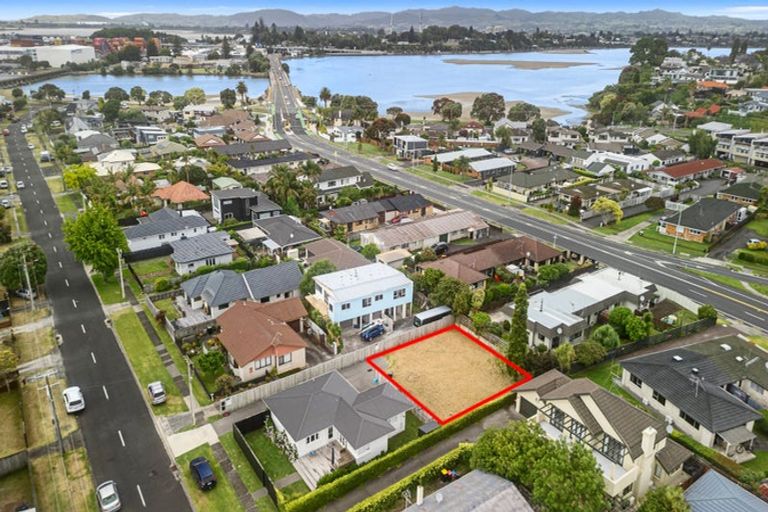 Photo of property in 48a Ngatai Road, Otumoetai, Tauranga, 3110