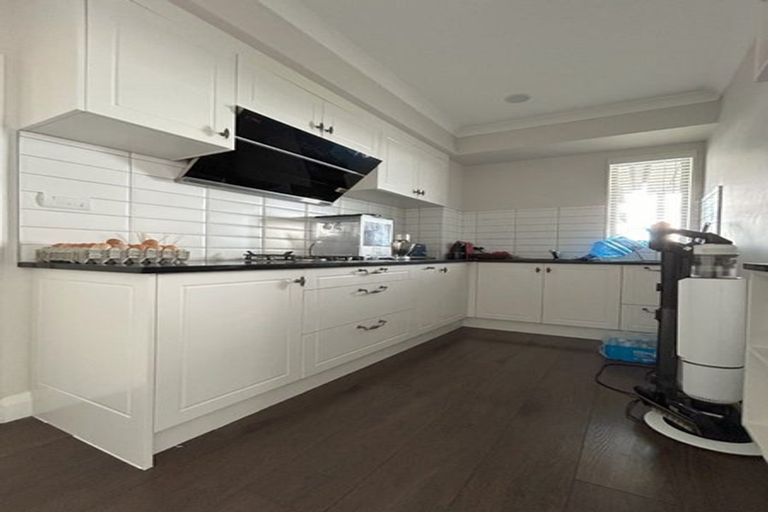 Photo of property in 36 Cilliers Drive, Silverdale, 0932