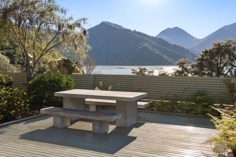 Photo of property in 99 Moenui Road, Havelock, Picton, 7281