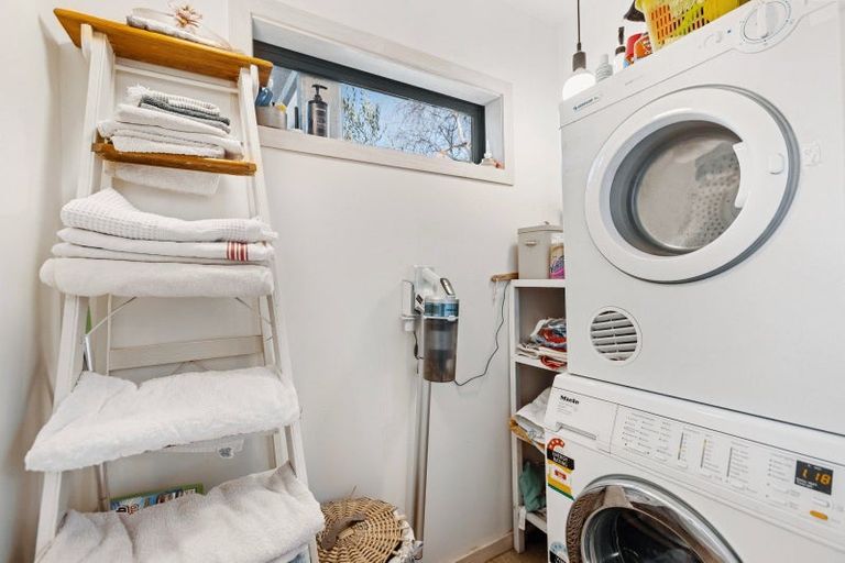 Photo of property in 4 Kingston Street, Albert Town, Wanaka, 9305