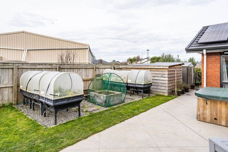 Photo of property in 4 Routhan Way, Carterton, 5713