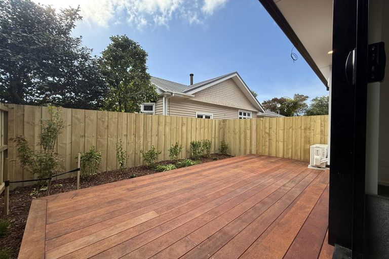 Photo of property in 2/102 Edinburgh Street, Pukekohe, 2120