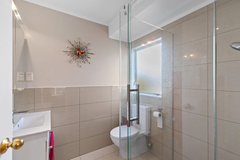 Photo of property in 64 Sunnyhills Avenue, Glenview, Hamilton, 3206