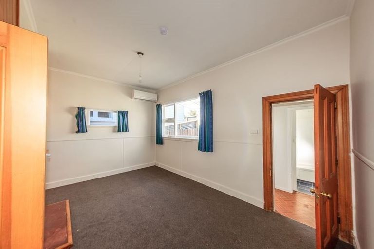 Photo of property in 16 Memorial Avenue, Parkside, Timaru, 7910