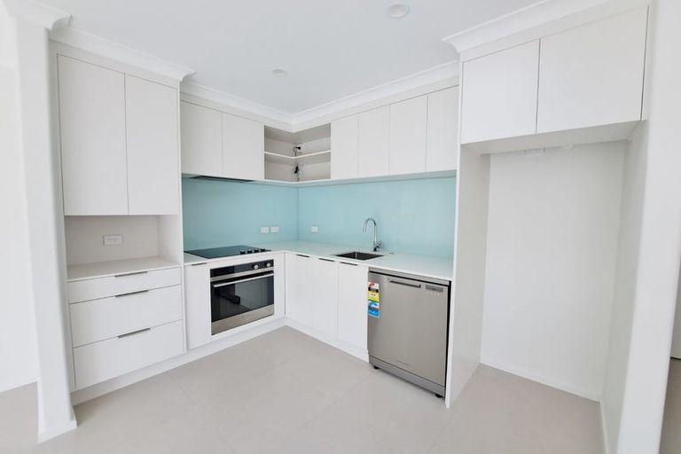 Photo of property in 24 Leebank Crescent, Riverhead, 0820