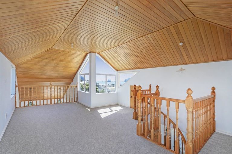 Photo of property in 103 Hinemoa Street, Whangamata, 3620