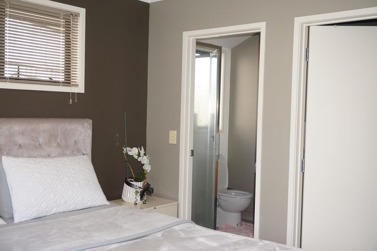 Photo of property in 15 Wimbledon Close, Nawton, Hamilton, 3200