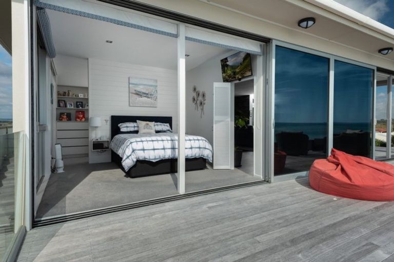 Photo of property in 157 Pukehina Parade, Pukehina, Te Puke, 3189