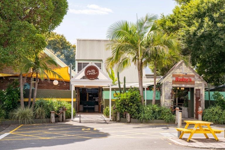 Photo of property in 84a Percy Road, Papamoa Beach, Papamoa, 3118