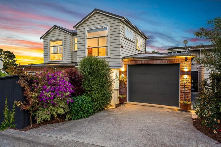 Photo of property in 61b Jaemont Avenue, Te Atatu South, Auckland, 0610