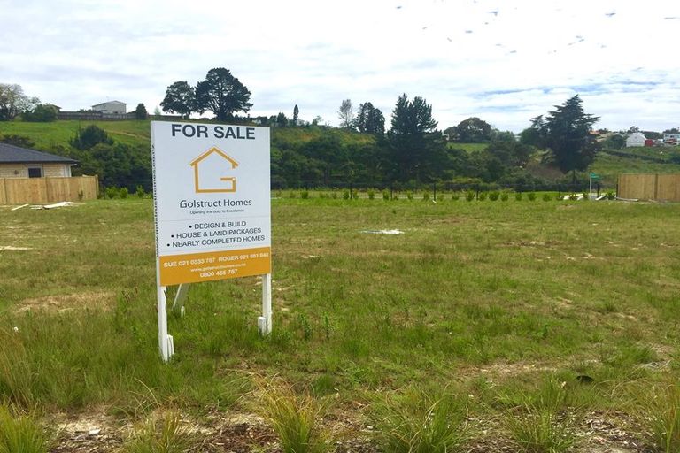 Photo of property in 4 Pheasant Close, Stanmore Bay, Whangaparaoa, 0932