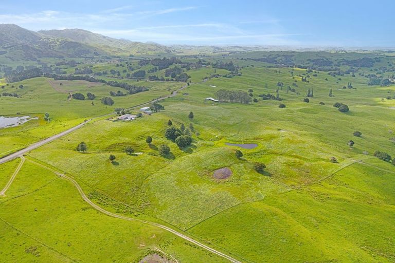 Photo of property in 201 Avoca Road North, Tangowahine, Dargaville, 0372