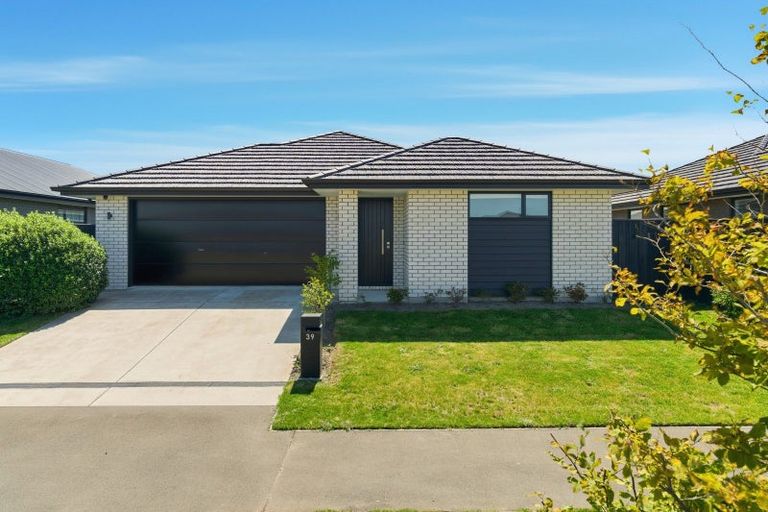 Photo of property in 39 Ed Hillary Drive, Rolleston, 7615