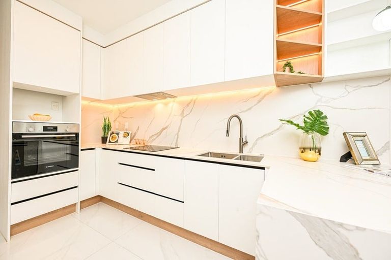 Photo of property in 1 Galloway Crescent, Farm Cove, Auckland, 2012