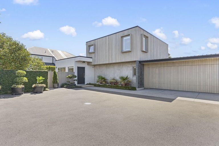 Photo of property in 49b Mcdougall Avenue, St Albans, Christchurch, 8014