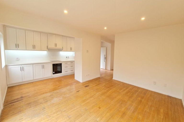 Photo of property in 31 Lanigan Street, Birkdale, Auckland, 0626