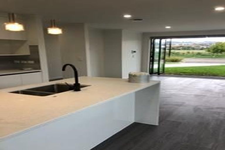 Photo of property in 12 Waikaha Street, Pokeno, 2472