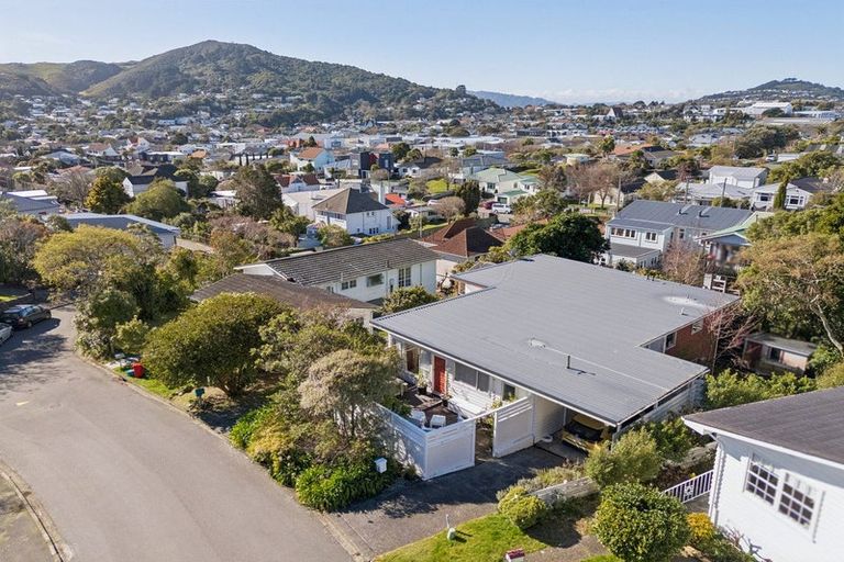 Photo of property in 1/3 Ridd Crescent, Karori, Wellington, 6012