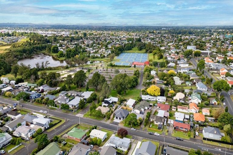 Photo of property in 2/6 Walsh Street, Forest Lake, Hamilton, 3200