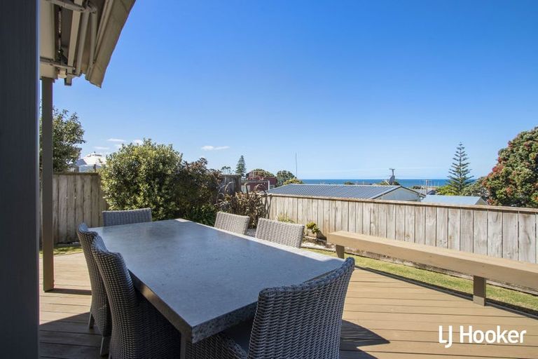 Photo of property in 11 Hanlen Avenue, Waihi Beach, 3611