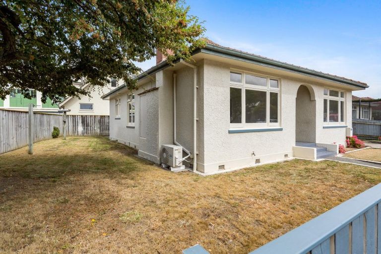 Photo of property in 142 Carlyle Street, Napier South, Napier, 4110