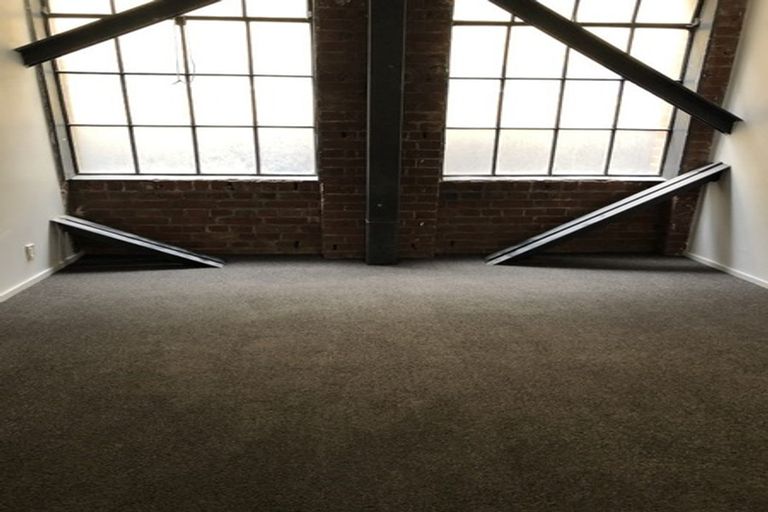 Photo of property in Bond Store Apartments, 8h Egmont Street, Te Aro, Wellington, 6011