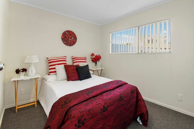 Photo of property in 81 St Annes Crescent, Wattle Downs, Auckland, 2103