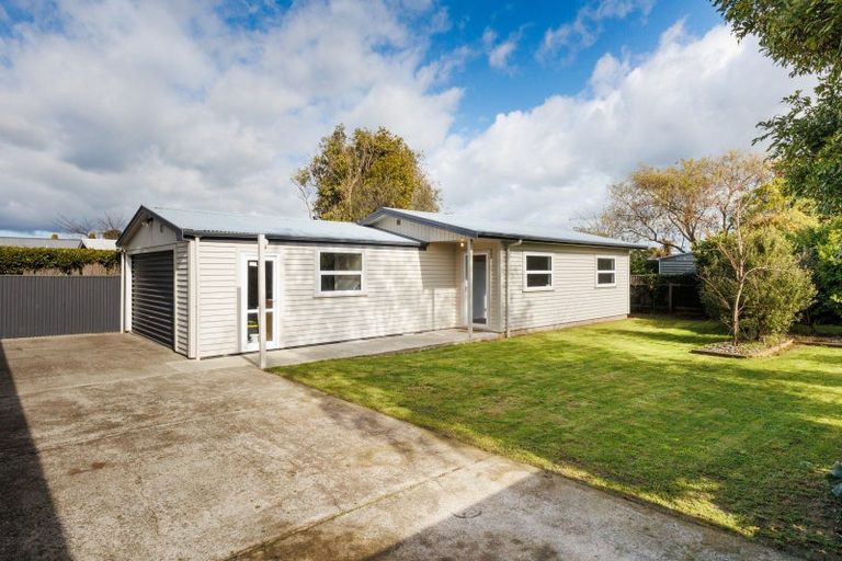 Photo of property in 6 Ruha Street, West End, Palmerston North, 4412