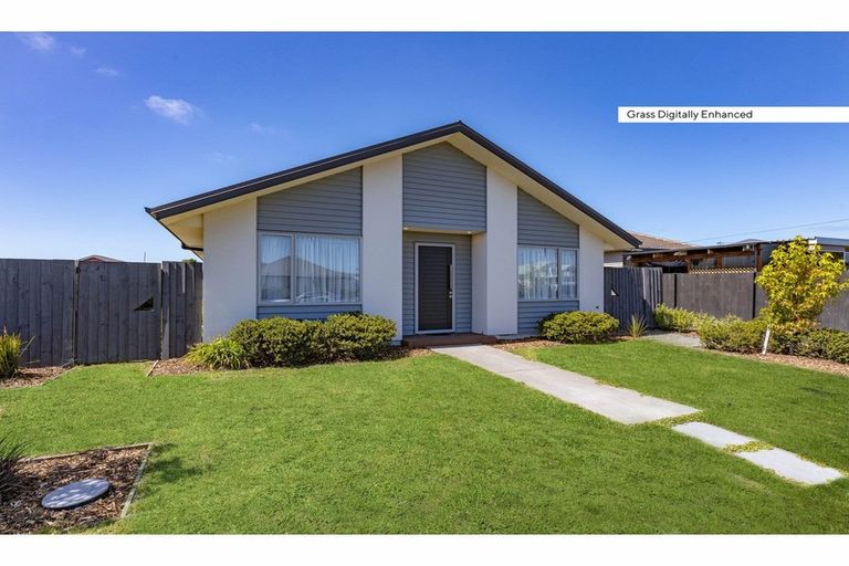 Photo of property in 19 Ottawa Road, Wainoni, Christchurch, 8061