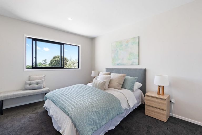 Photo of property in 40a Leo Street, Glen Eden, Auckland, 0602