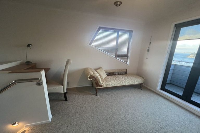 Photo of property in 65 Roberts Road, Matakatia, Whangaparaoa, 0930