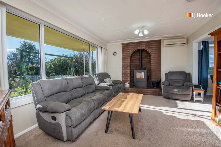 Photo of property in 28 Severn Street, Mosgiel, 9024