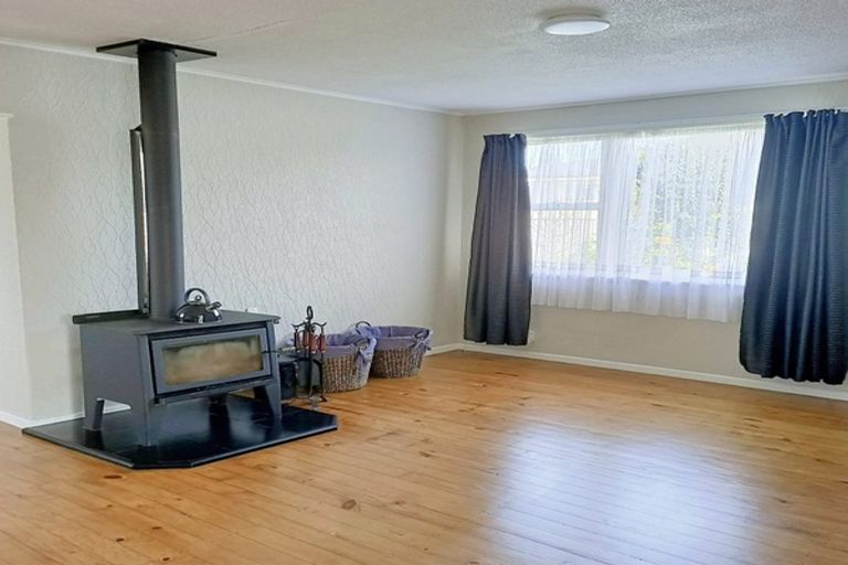 Photo of property in 19 Rutherford Street, Wairoa, 4108