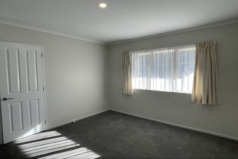 Photo of property in Sanctuary Villas, 5/294 Mairehau Road, Burwood, Christchurch, 8083