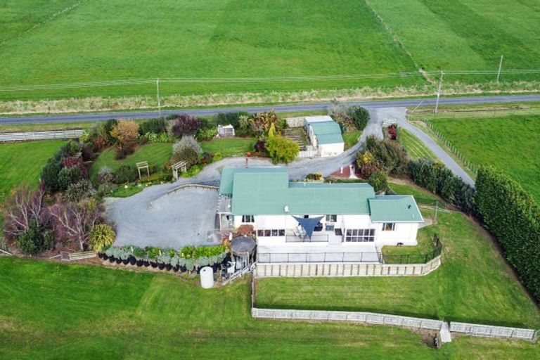 Photo of property in 140 Lake Road, Himatangi, Foxton, 4891