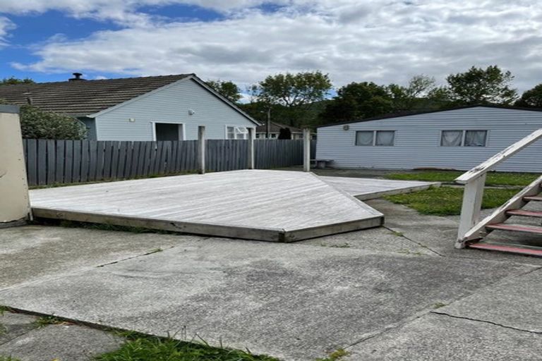 Photo of property in 191 Waddington Drive, Naenae, Lower Hutt, 5011
