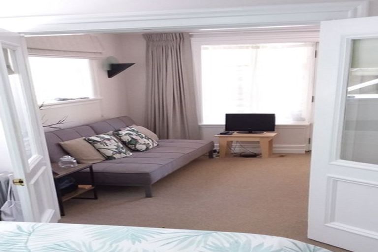 Photo of property in 103 Salamanca Road, Wellington Central, Wellington, 6011