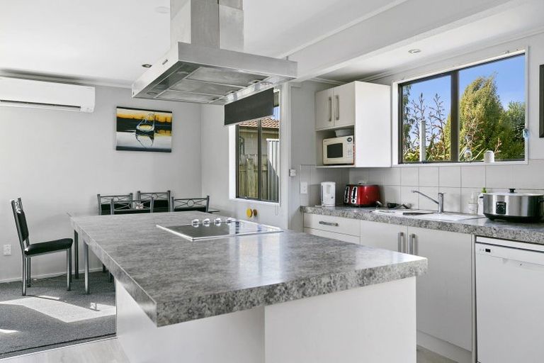 Photo of property in 1/23 Newberry Place, Richmond Heights, Taupo, 3330