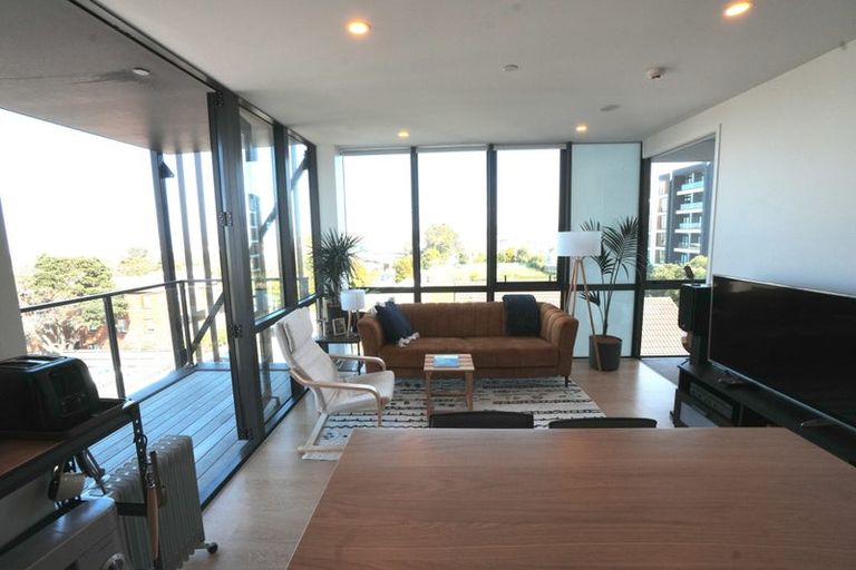 Photo of property in 303/10 Auburn Street, Takapuna, Auckland, 0622