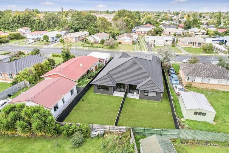 Photo of property in 2/13 Tongariro Street, Chartwell, Hamilton, 3210