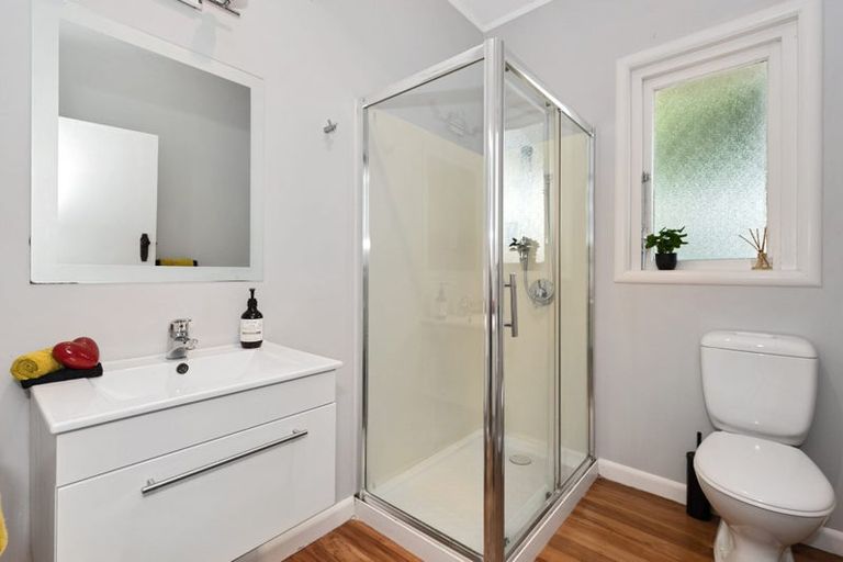 Photo of property in 6 Howden Road, Fairfield, Hamilton, 3214