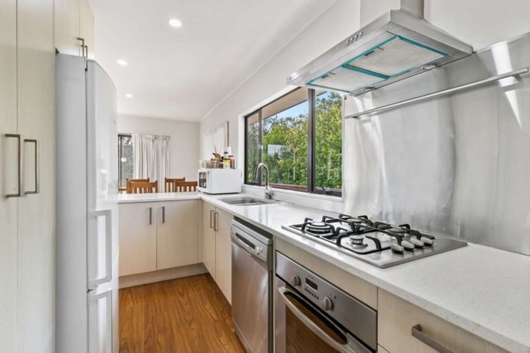 Photo of property in 39a Evelyn Road, Cockle Bay, Auckland, 2014