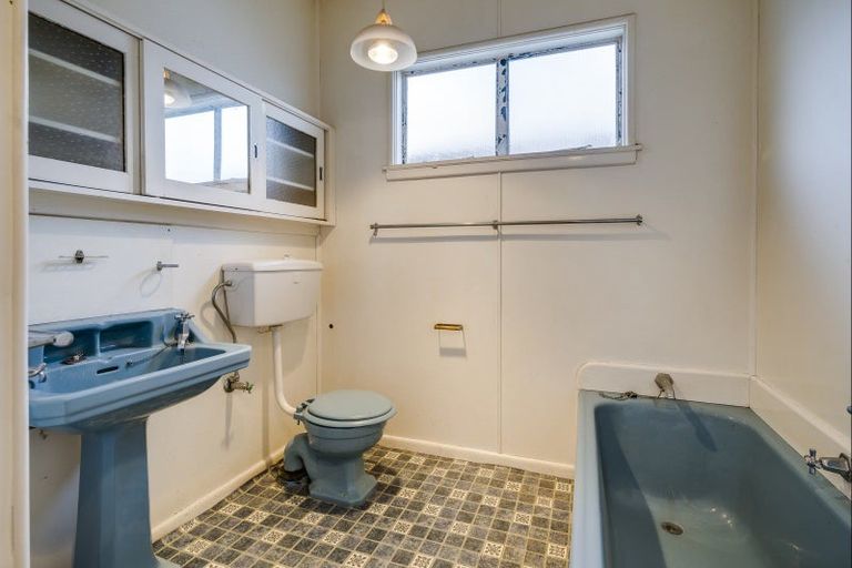 Photo of property in 1 Delhi Road, Hospital Hill, Napier, 4110