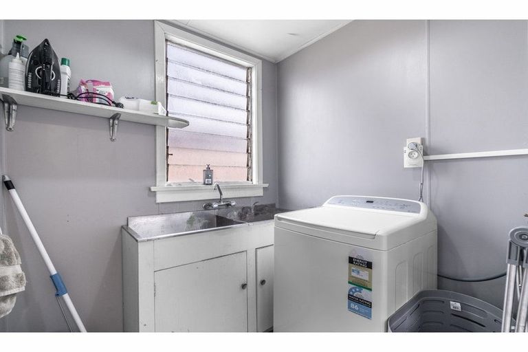 Photo of property in 45 Eye Street, West Invercargill, Invercargill, 9810